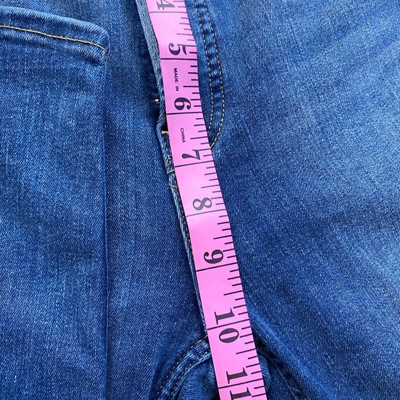 Free Assembly Skinny Jeans - Picture 2 of 6